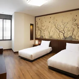 Ibis Ambassador Myeongdong *** סיאול