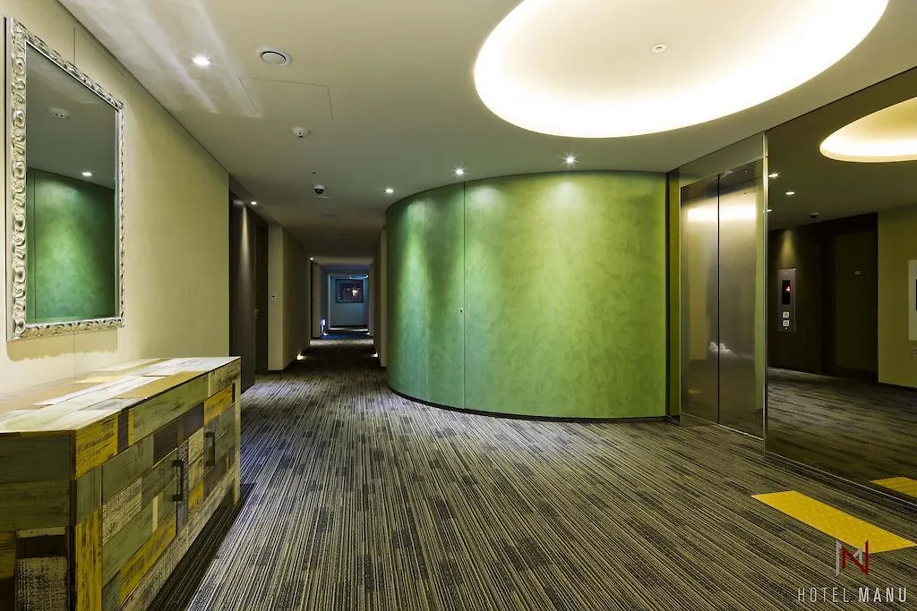 Hotel Manu Seoel 3*,